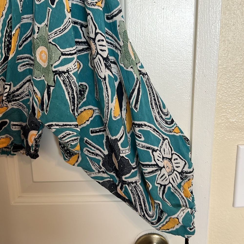 Christian Siriano Blue and Yellow Long Sleeve Crop Blouse - Picture 5 of 7